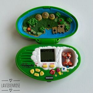 2002 Pocket Neopets Kougra